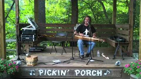 Bing Futch @ the Wood-N-Strings "Pickin' Porch" Au...