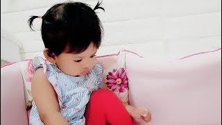 Langkah pertama bayi usia 11 bulan