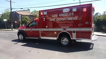 LAFD Rescue 7 Arriving on scene