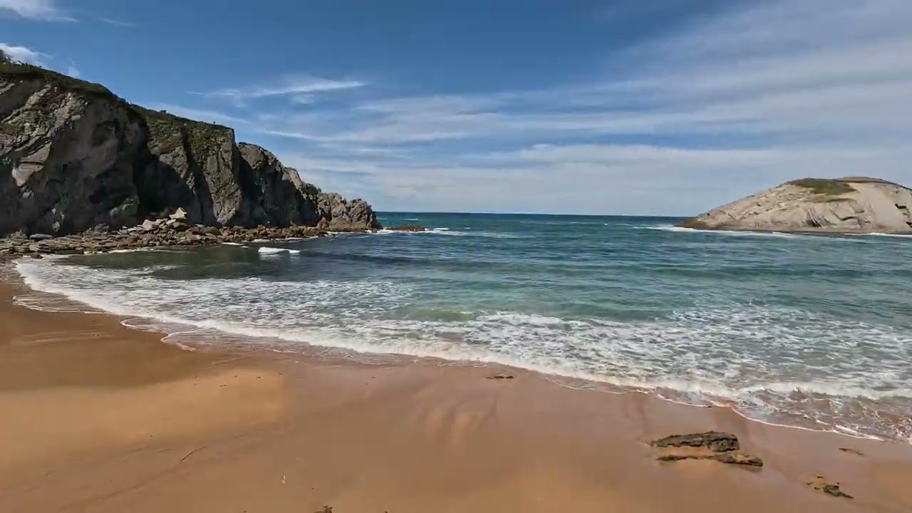 playa covachos 1 Cantabria Sounds 4K HD