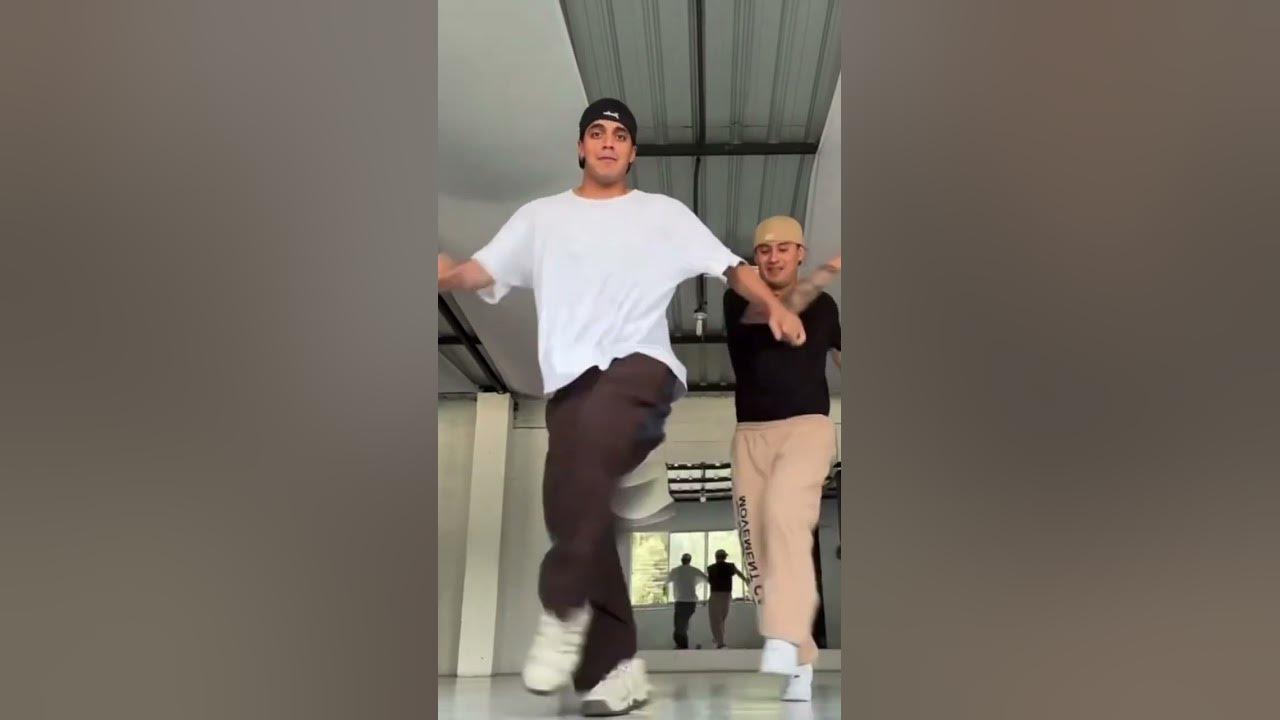 New #badbunny  #badbunnyletrayonaguni Bad Bunny - BAILE Inolvidable