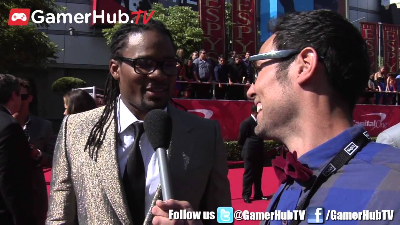 Cleveland Browns Receiver Josh Cribbs Gets Into Madden NFL 13 YouTube