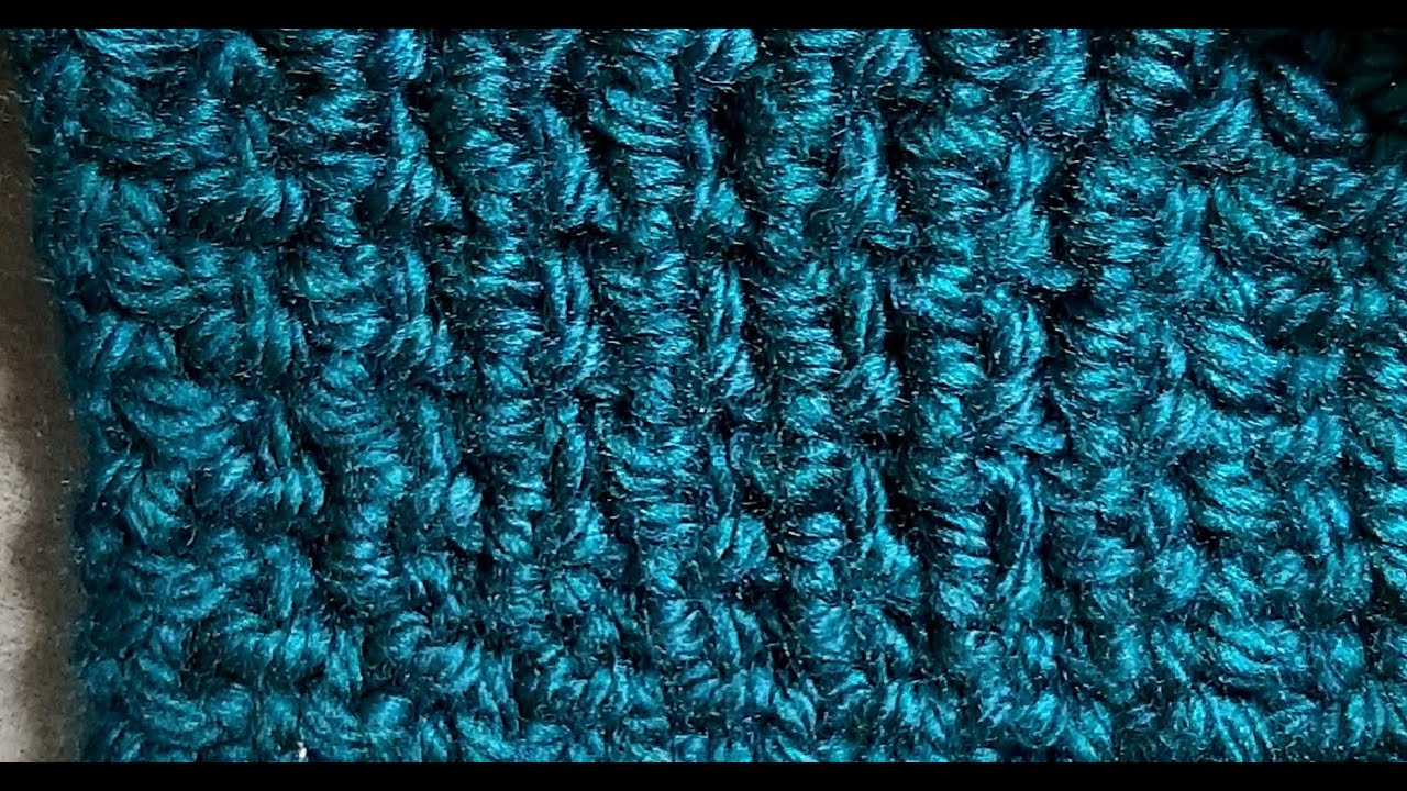 Узор «Осенняя дымка» — простой и отлично подходит для пледов, шапок, шарфов и шалей.