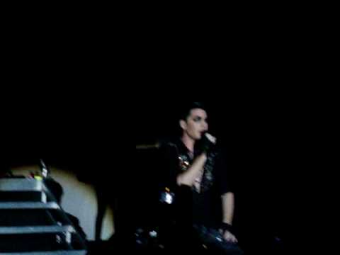 Adam Lambert Banter about Tommy Joe Ratliff-Glam N...