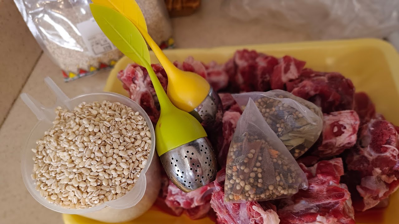 shorbahob traditional arabic soup🍲using sheep🐑🥩come en enjoy👀 #soup #meat #viral #shorts #shortvedio