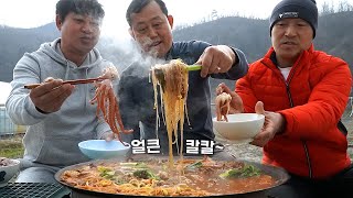 얼큰한국물이 땡길때는 솥뚜껑 불낙전골 [Korean Food Bulgogi & Octopus Stew Mukbang]