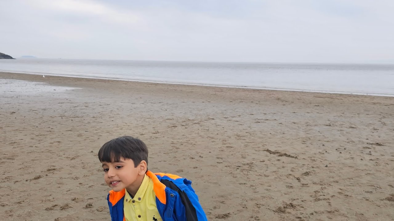 Fun Day Out in Cardiff Bay, Trampoline Park & BarryIsland!