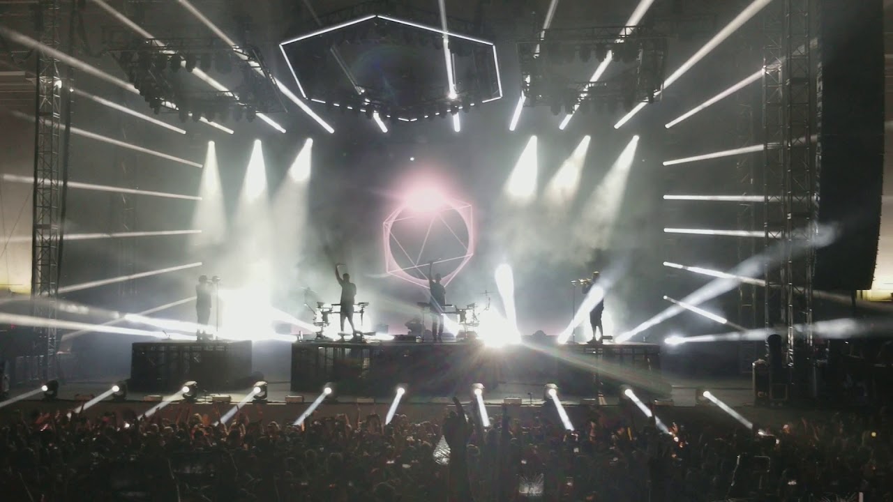 Odesza Intro / A Moment Apart / Bloom (Greek Theater, Berkeley, CA
