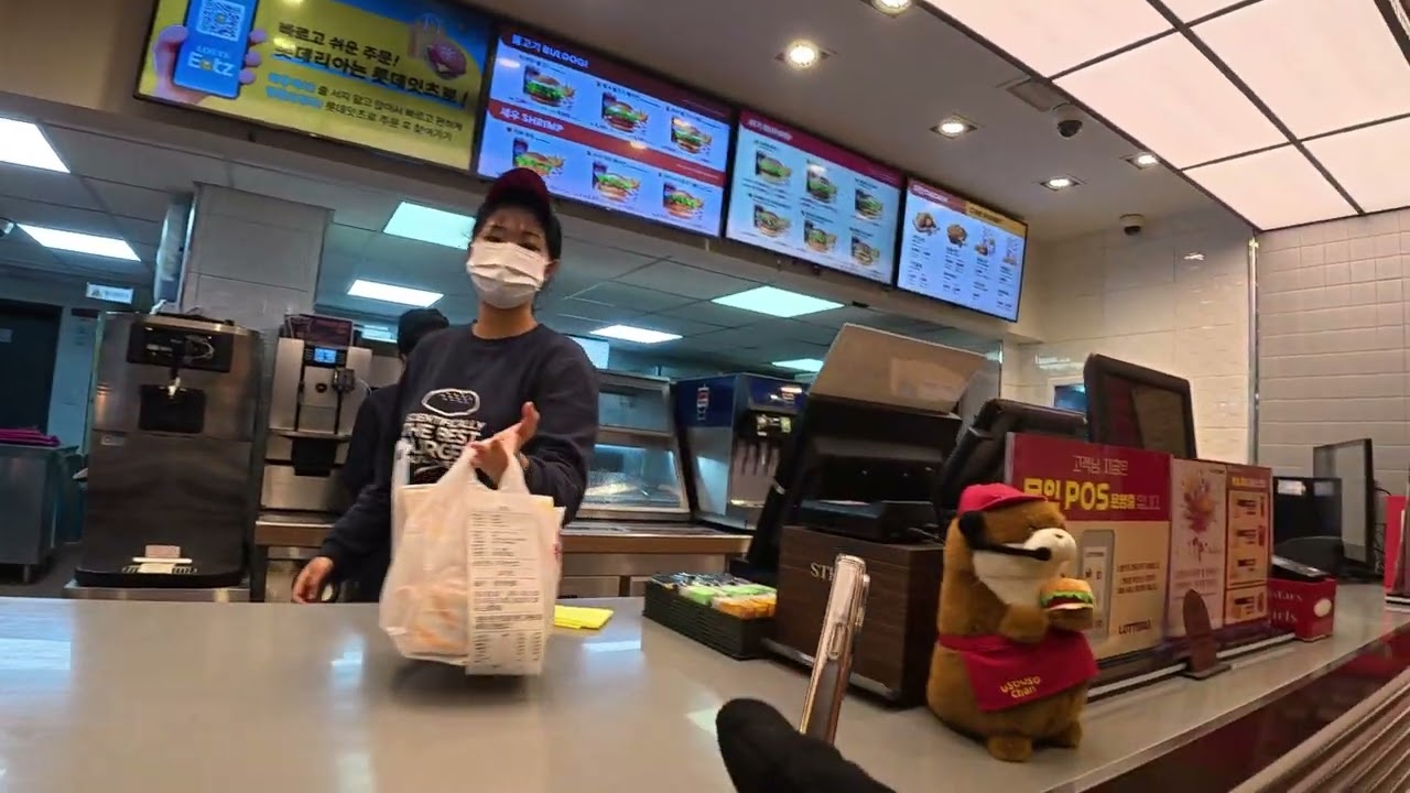 동네 치킨집에서 시작하는 저녁 배달 루트