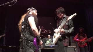 Steve Vai & Zakk Wylde - Vodoo Child