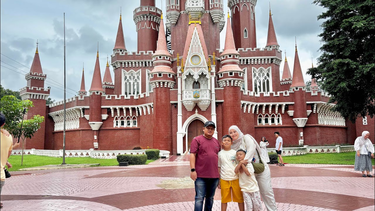 WISATA EDUKASI KE TAMAN MINI 