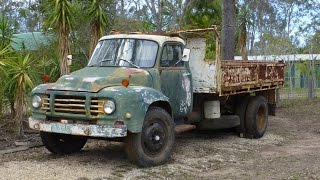 J5L Bedford Tip Truck startup and move