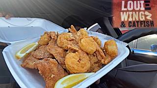 Trying SOME OF The BEST Wings in NWI | Louie Wingz & Catfish