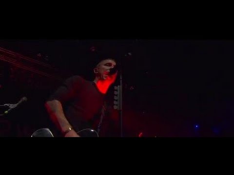 Yellowcard - Crash The Gates (Official Music Video)