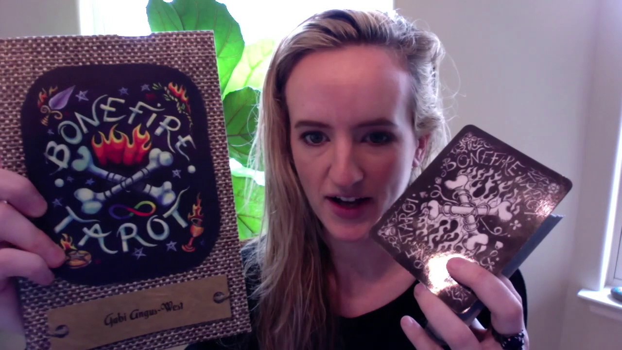 Bonefire Tarot Deck Review