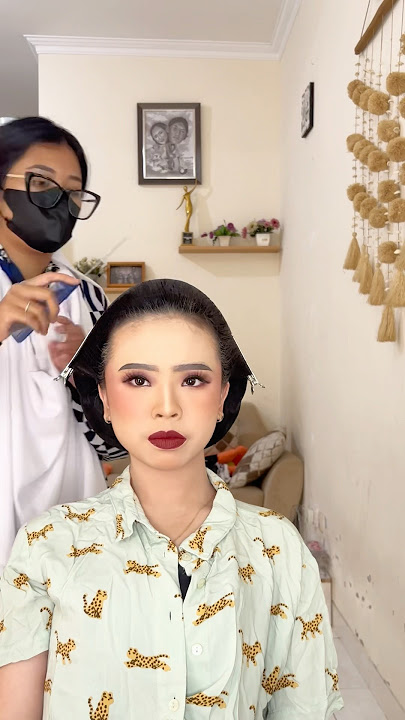 Javanese Bun - Cindy Fatika Valen #bun #makeupartist #makeup #homepage #wedding #videoshorts