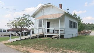 West Plains couple to restore historical schoolhouse