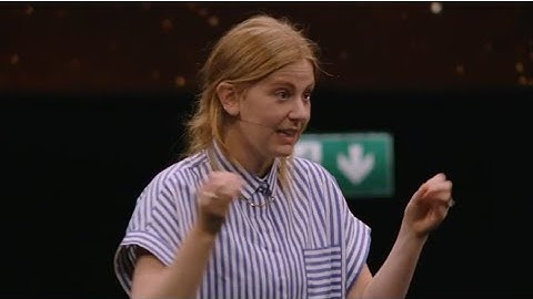 Simone Giertz on "Why you should make useless things" at #SPHERE22