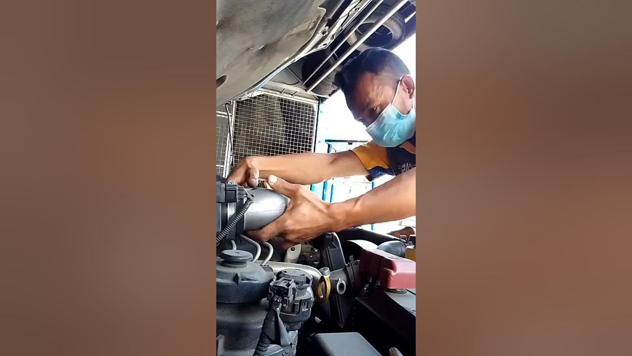 EGR/INTAKE MANIFOLD) CLEANING) Toyota innova YouTube