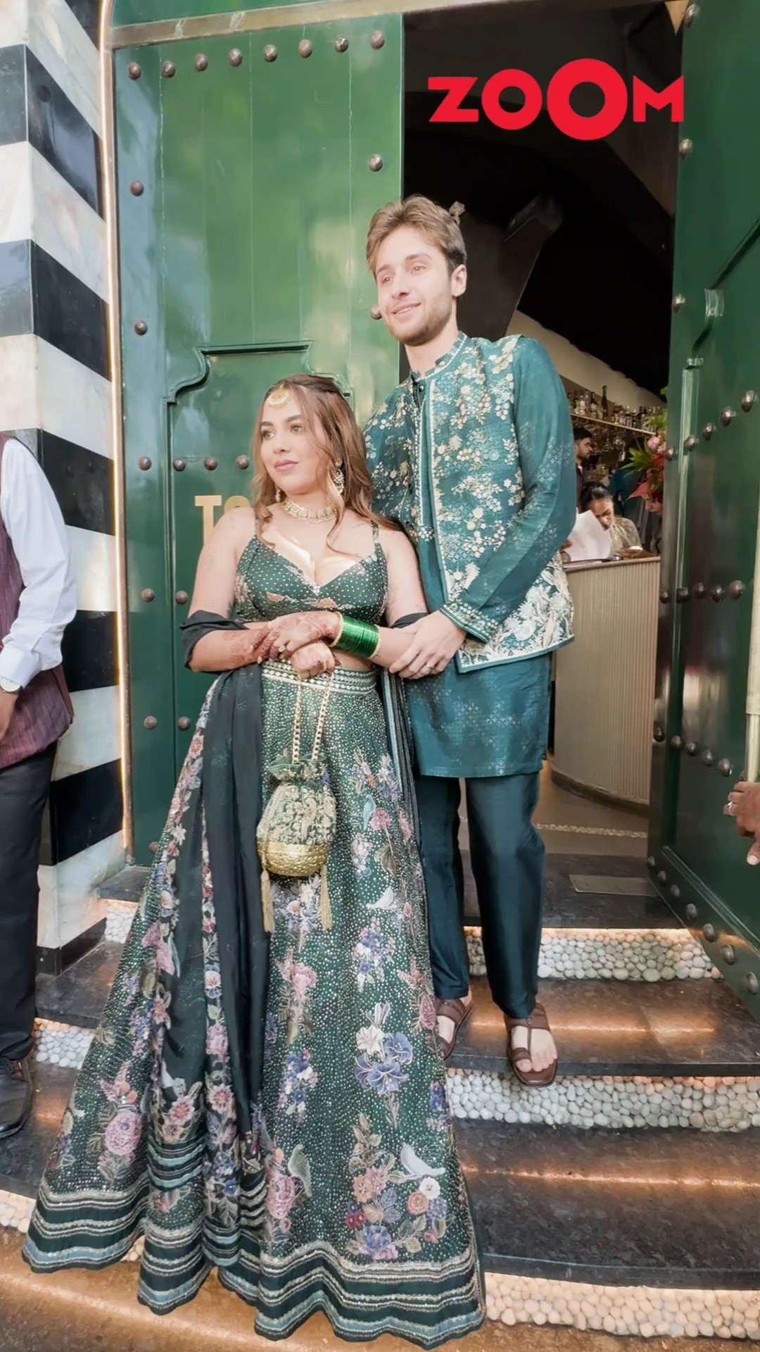 Aaliyah Kashyap-Shane Gregoire POSE for the paps as they ARRIVE for their Sangeet function ? #shorts