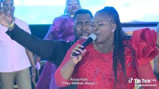 Kuyobongwa Namaqhawe Ft Siyoni