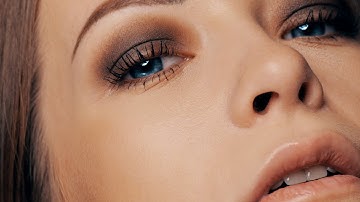 Lumix S1 with the Lumix 70/200 f4 playing on pixel to pixel mode