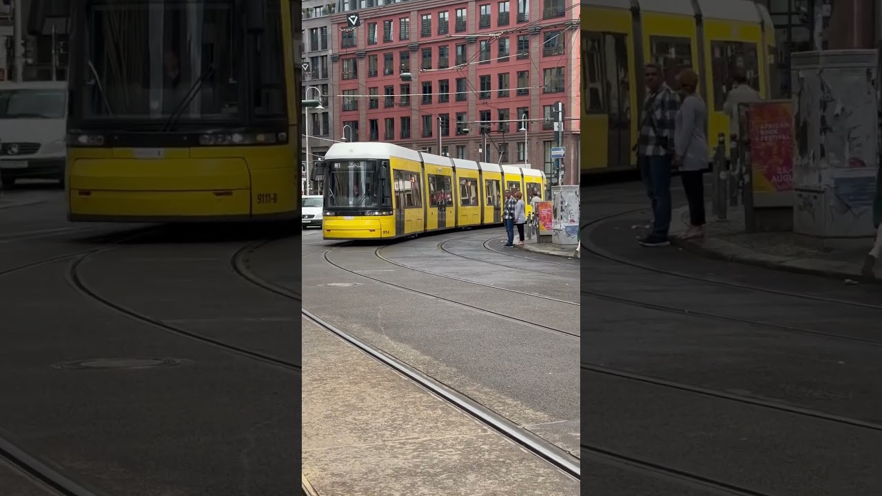 Tram Berlin at Hackescher Markt