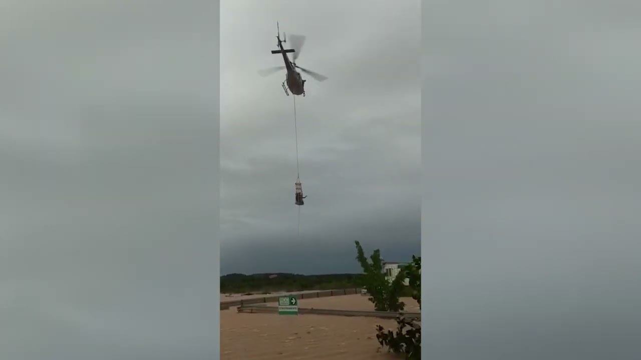 Sobe para 56 o número de mortos pelas chuvas em Pernambuco; governo diz haver 56 desaparecidos