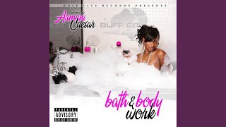 Make It Squirt (feat. Hooch Crillz)