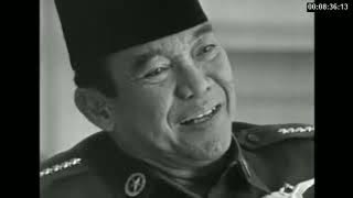 Wawancara Bung Karno dengan dua wartawan asing (1965)