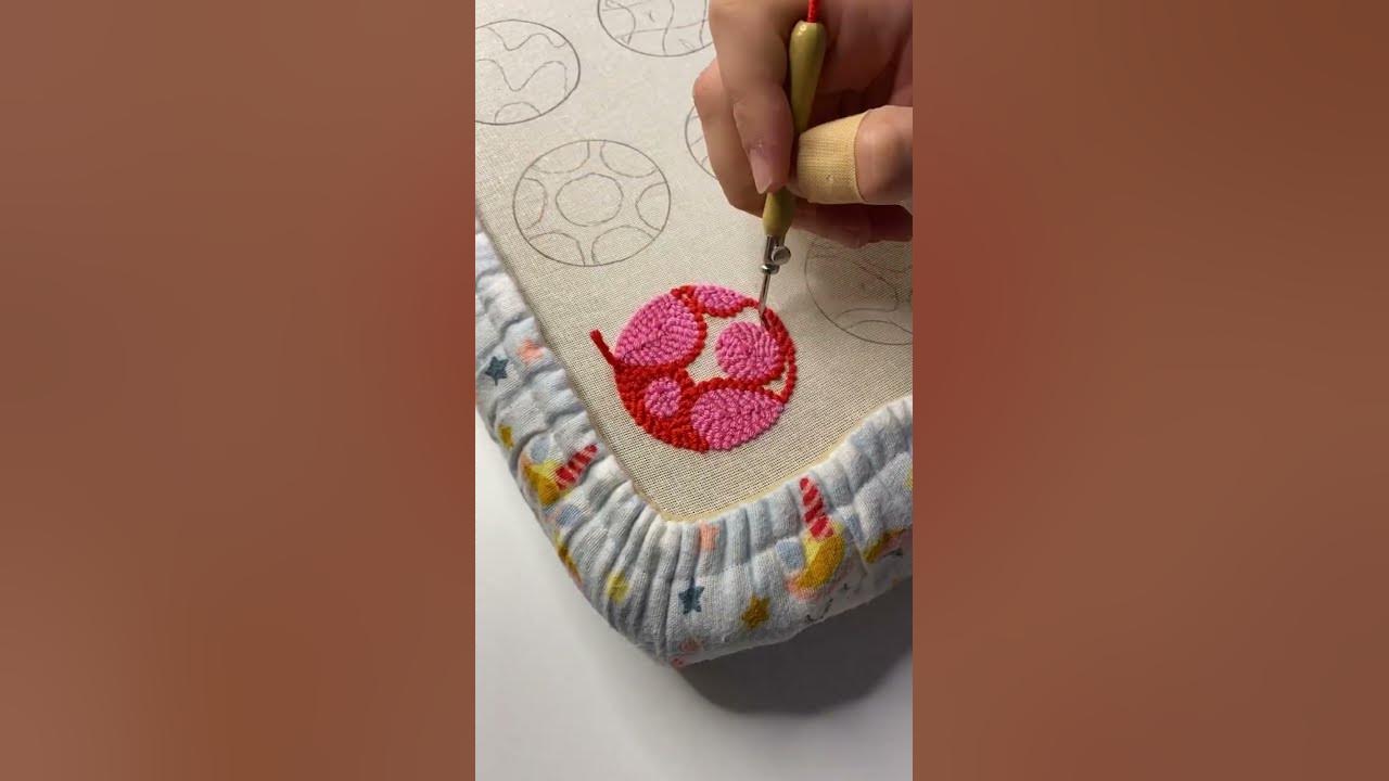 Make punch needle with me 🧶🪡💗 #punchneedle #embroidery #coaster #howto