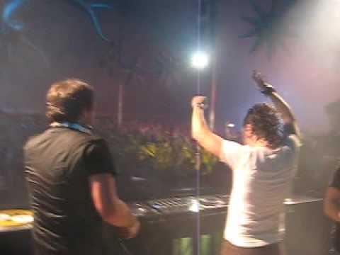 Swedish House Mafia BACKSTAGE! Bittersweet Symphony + Tell Me Why @Ultra Music Fest 2009