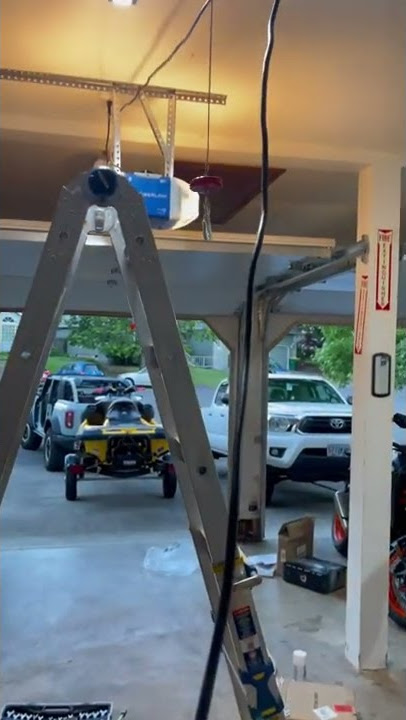 Bronco badlands hard top soft top electronic hoist system