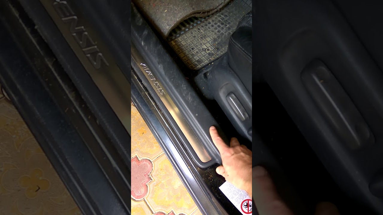 Обшивка потолка тойота авенсис