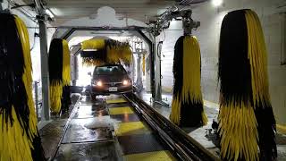 Tunnel carwash