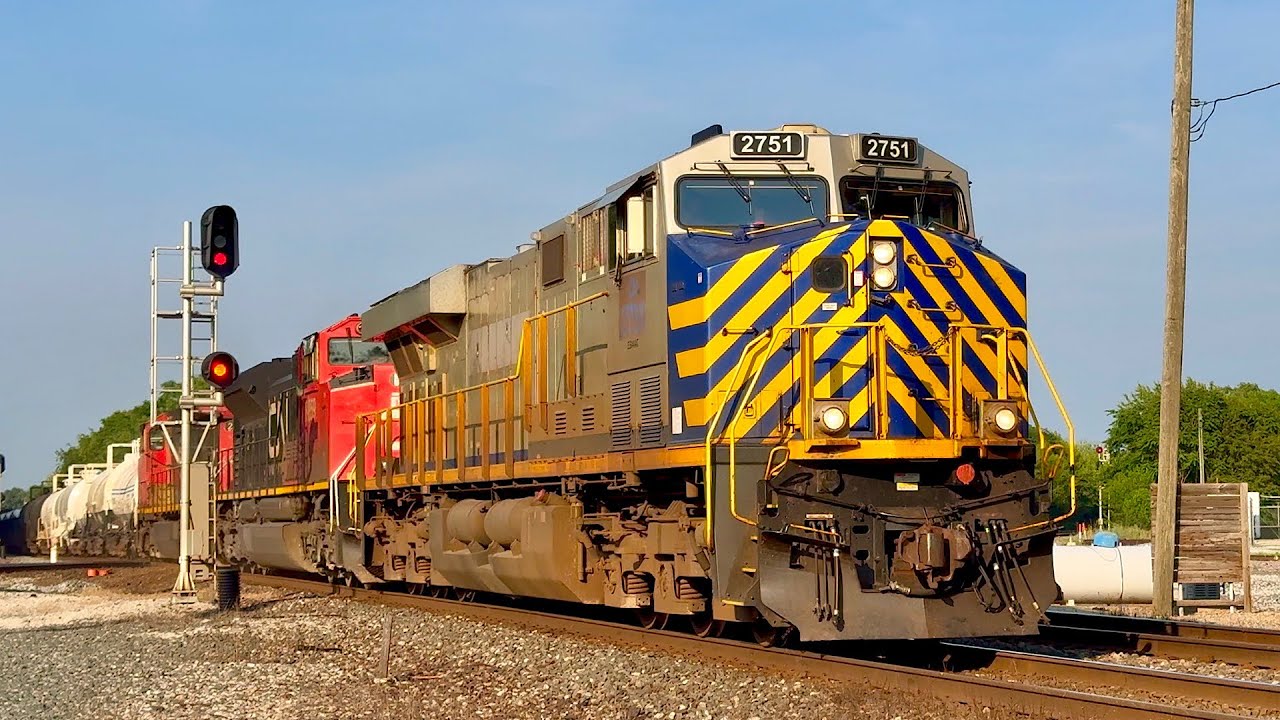 Canadian National, Westbound, Manifest, Wellsboro, Indiana, 6/11/2025