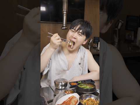 삼겹살 얻어 먹고 동생 넘기는 거지 #shorts