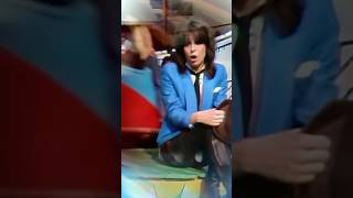 Download Lagu ‘Kid', released June 1979 as the second single from The Pretenders' debut studio album. #Pretenders MP3