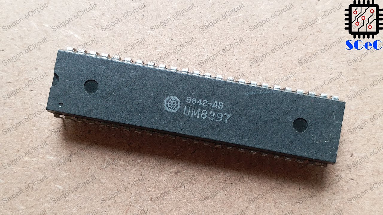 [SGeC] UM8397 Single-chip Floppy Disk Controller - YouTube