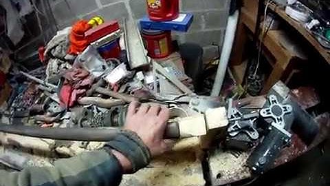 Pitchfork handle replacement