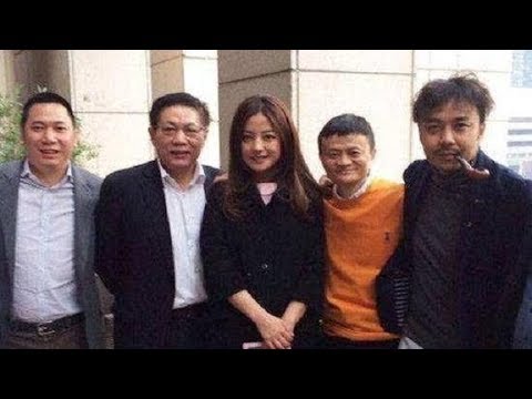 隐藏16年的儿子终于曝光，黄有龙后继有人，难怪赵薇一直不公开！