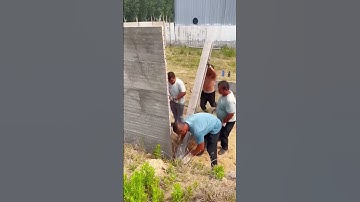 The process of installing a concrete fence. #shorts
