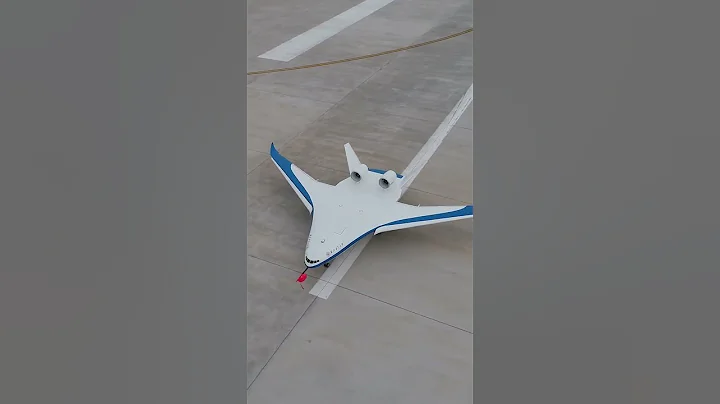西北工业大学翼身融合大型客机缩比试验机试飞成功#china #test flight - 天天要闻