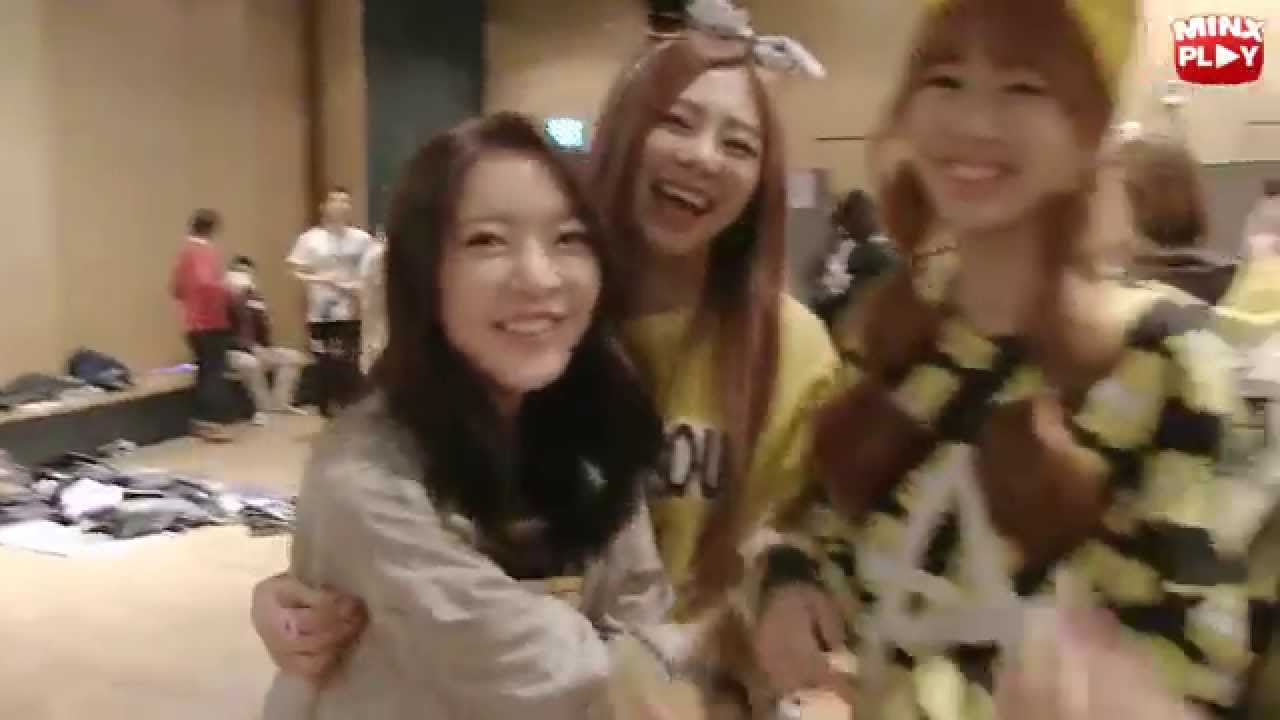 밍스 플레이 - 아영 선배님의 방문 (Minx Play - A-Young!! Why Did You Come To My Home?)