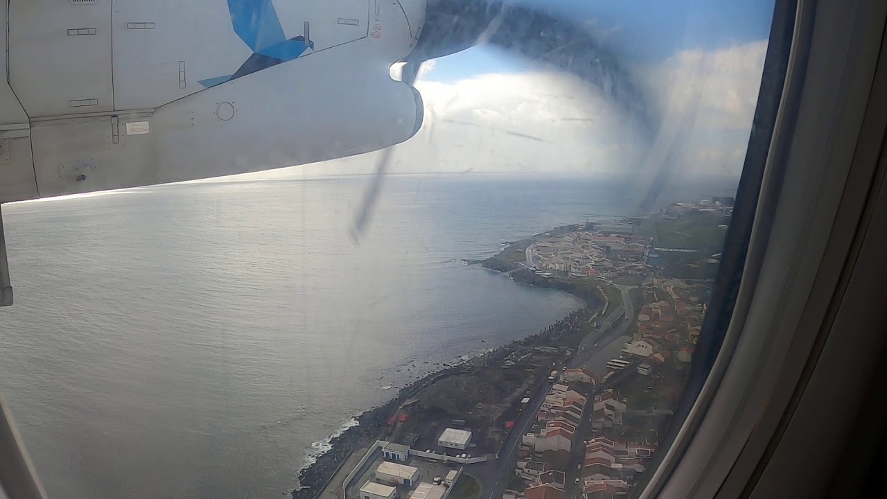 Bombardier Dash 8-Q200 SATA Air Azores Landing Ponta Delgada