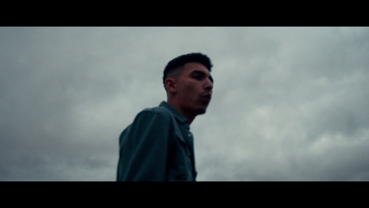 Raymande - Monde de Fou (Official Video)