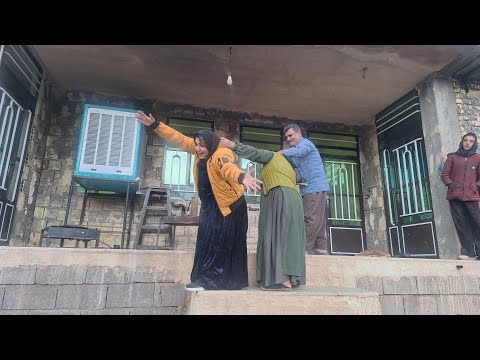 BERGEK FEAT ERY JUWITA - SAKET MANGAT