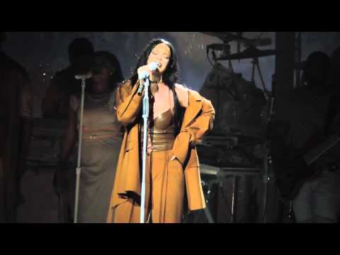 Rihanna Love On The Brain Live At Barclays Center 3 30 16