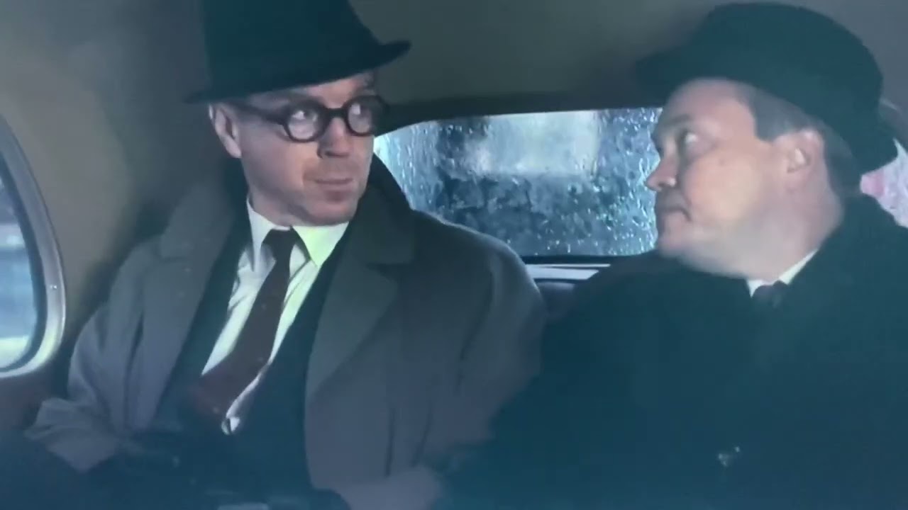 A Spy among friends (scene)