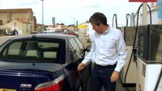 BMW M5 (E60) Tested by Tiff Needell (Fifth Gear)